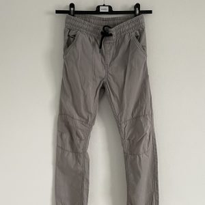 Tanke hlače F&F - št. 134